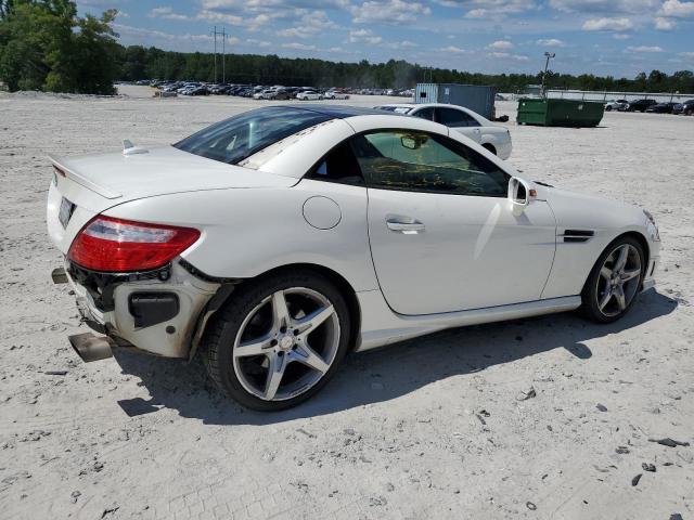 Photo 2 VIN: WDDPK4HA1FF096861 - MERCEDES-BENZ SLK-CLASS 