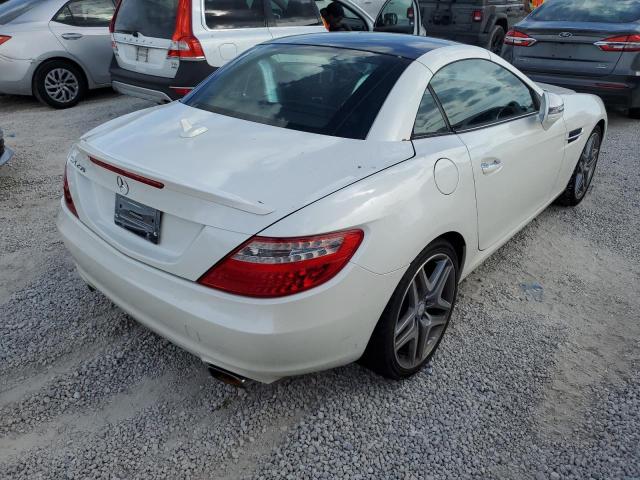 Photo 3 VIN: WDDPK4HA1FF106885 - MERCEDES-BENZ SLK 250 