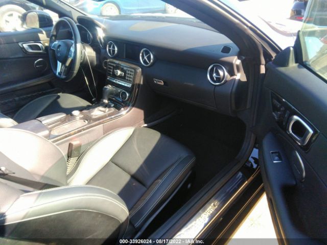 Photo 4 VIN: WDDPK4HA4FF104483 - MERCEDES-BENZ SLK-CLASS 