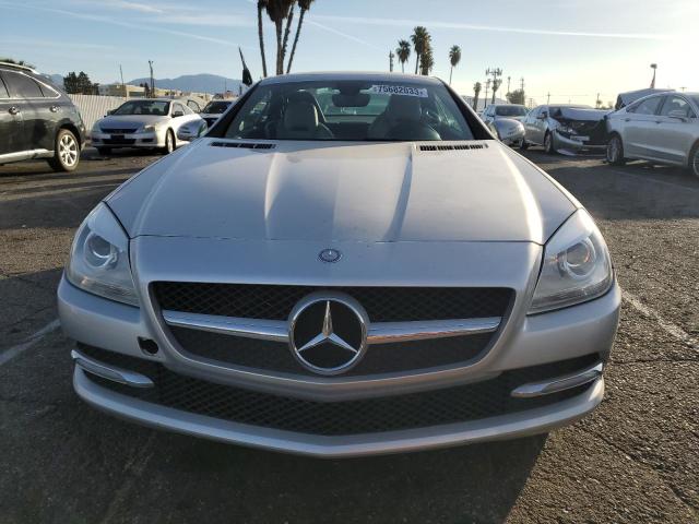 Photo 4 VIN: WDDPK4HA5DF056442 - MERCEDES-BENZ SLK-CLASS 