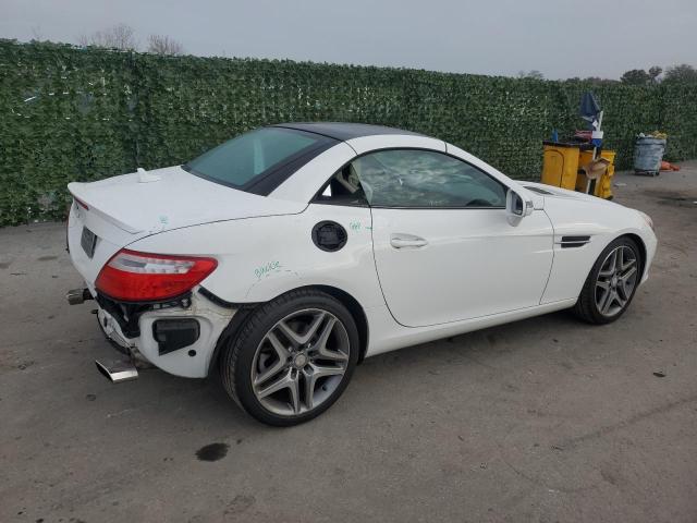 Photo 2 VIN: WDDPK4HA5EF089135 - MERCEDES-BENZ SLK-CLASS 