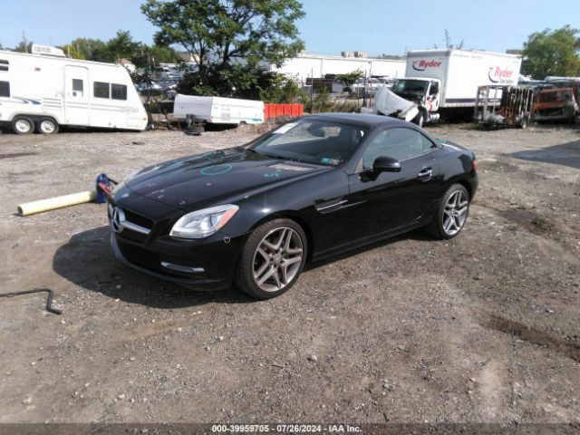 Photo 1 VIN: WDDPK4HA5FF097334 - MERCEDES-BENZ SLK-CLASS 