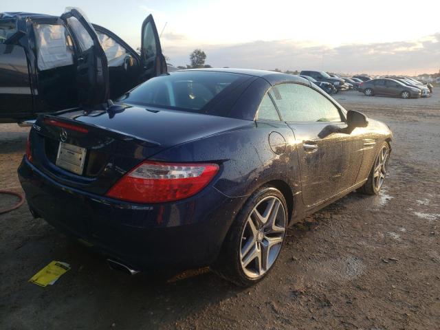 Photo 2 VIN: WDDPK4HA6FF104548 - MERCEDES-BENZ SLK-CLASS 