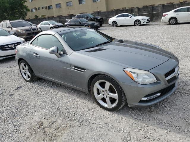 Photo 3 VIN: WDDPK4HA6FF111841 - MERCEDES-BENZ SLK-CLASS 