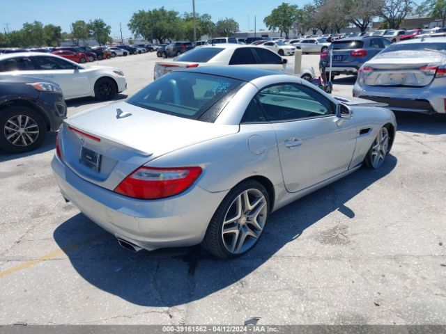 Photo 3 VIN: WDDPK4HA7EF091453 - MERCEDES-BENZ SLK 250 