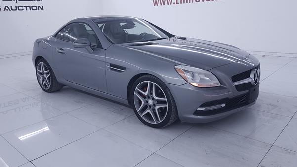 Photo 10 VIN: WDDPK4HA8EF084012 - MERCEDES-BENZ SLK 250 