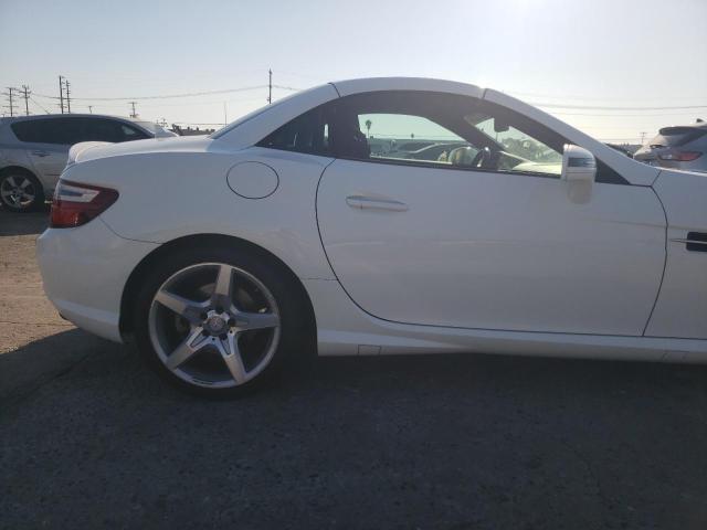 Photo 9 VIN: WDDPK4HA8FF096923 - MERCEDES-BENZ SLK 250 