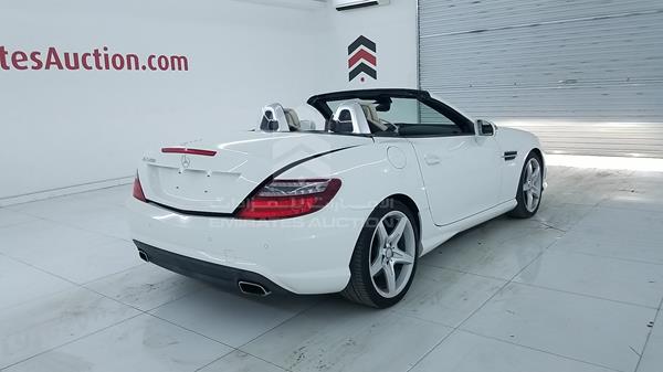 Photo 12 VIN: WDDPK4JA0FF097770 - MERCEDES-BENZ SLK 200 