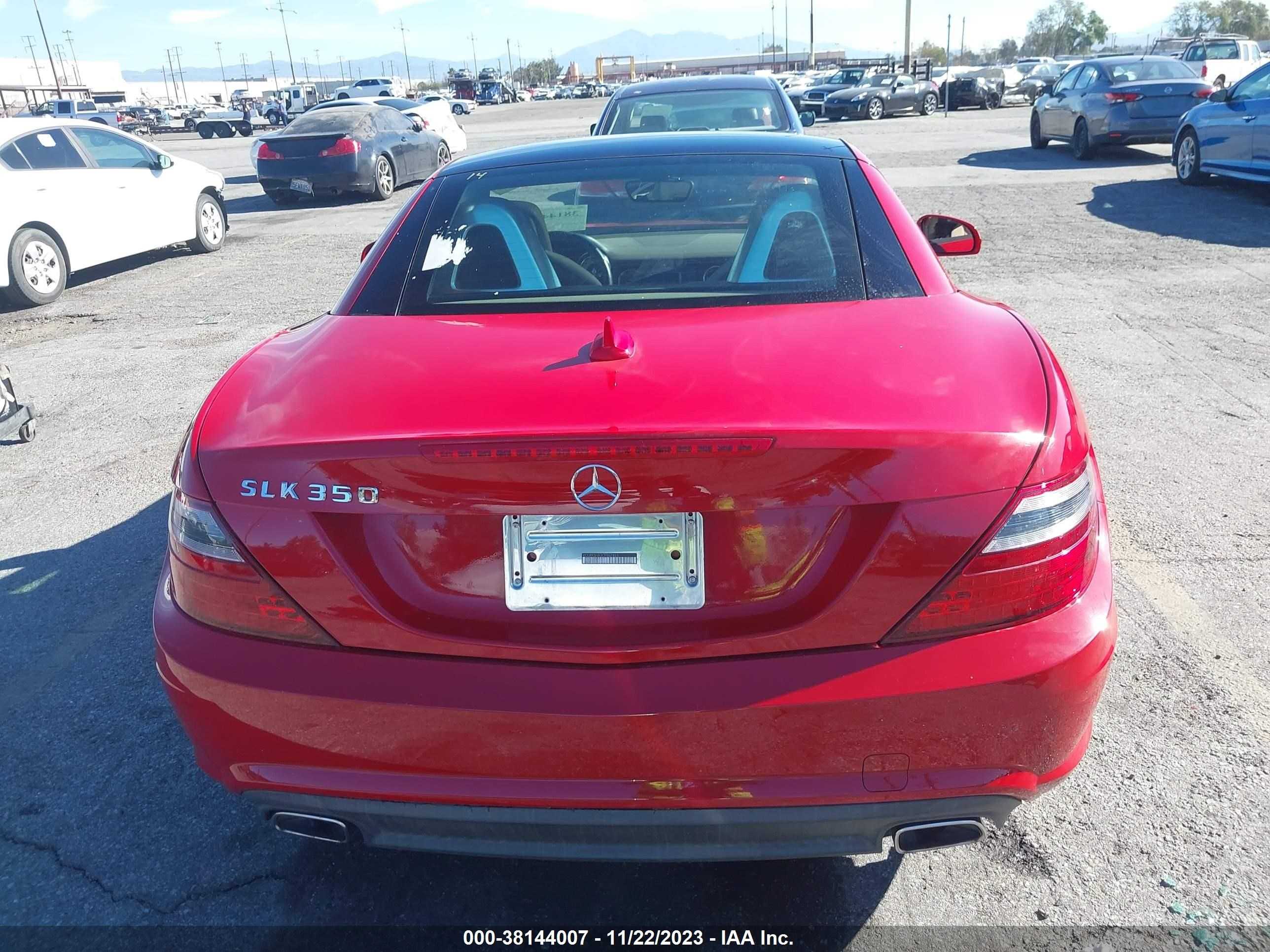 Photo 16 VIN: WDDPK5HA3CF007826 - MERCEDES-BENZ NULL 