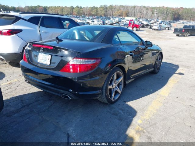 Photo 3 VIN: WDDPK5HA3EF089365 - MERCEDES-BENZ SLK 350 