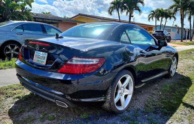 Photo 3 VIN: WDDPK5HA4CF034274 - MERCEDES-BENZ SLK-CLASS 