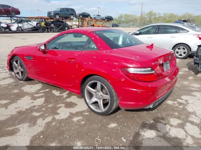 Photo 2 VIN: WDDPK5HA9CF005594 - MERCEDES-BENZ SLK 350 