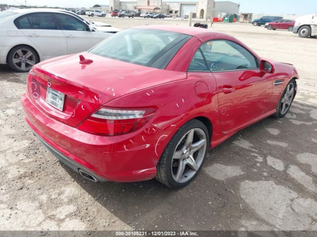 Photo 3 VIN: WDDPK5HA9CF005594 - MERCEDES-BENZ SLK 350 