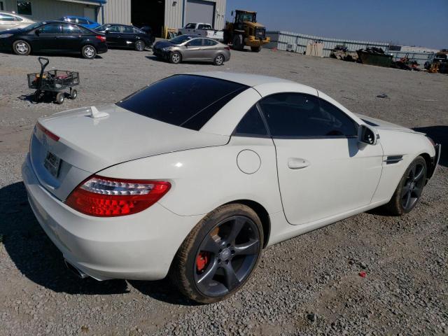 Photo 2 VIN: WDDPK5HAXCF038569 - MERCEDES-BENZ SLK 350 