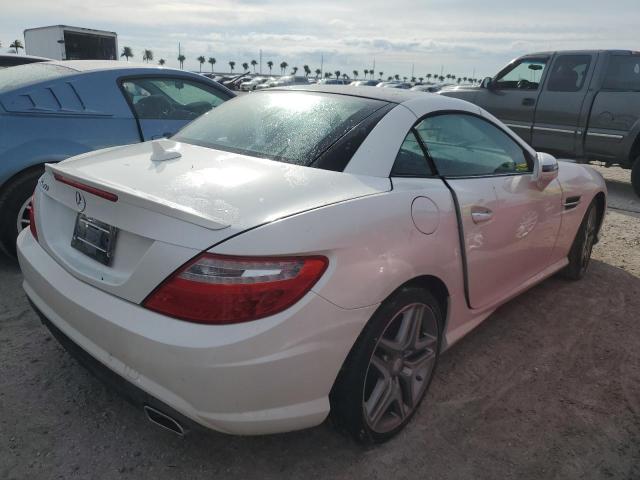 Photo 2 VIN: WDDPK5HAXFF103800 - MERCEDES-BENZ SLK 350 