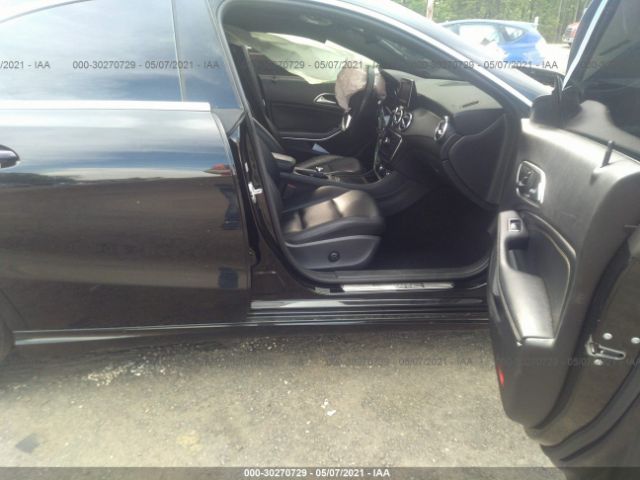 Photo 4 VIN: WDDSJ4EB0EN047696 - MERCEDES-BENZ CLA-CLASS 