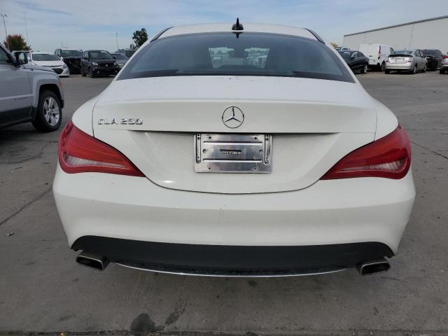 Photo 5 VIN: WDDSJ4EB0FN193288 - MERCEDES-BENZ CLA-CLASS 