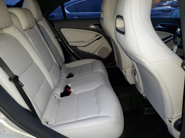 Photo 9 VIN: WDDSJ4EB0GN292114 - MERCEDES-BENZ CLA 250 