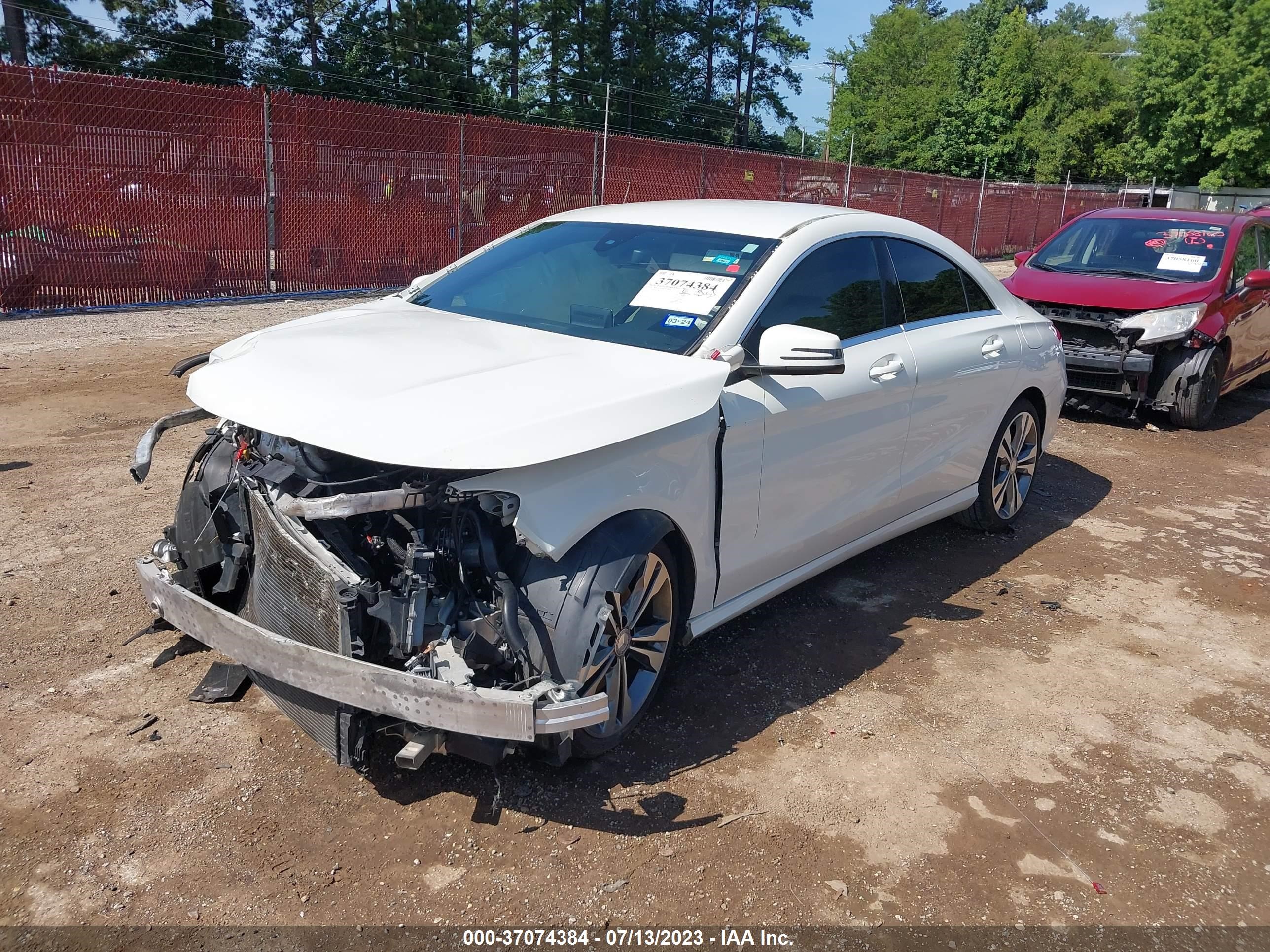 Photo 1 VIN: WDDSJ4EB0GN305279 - MERCEDES-BENZ CLA-KLASSE 