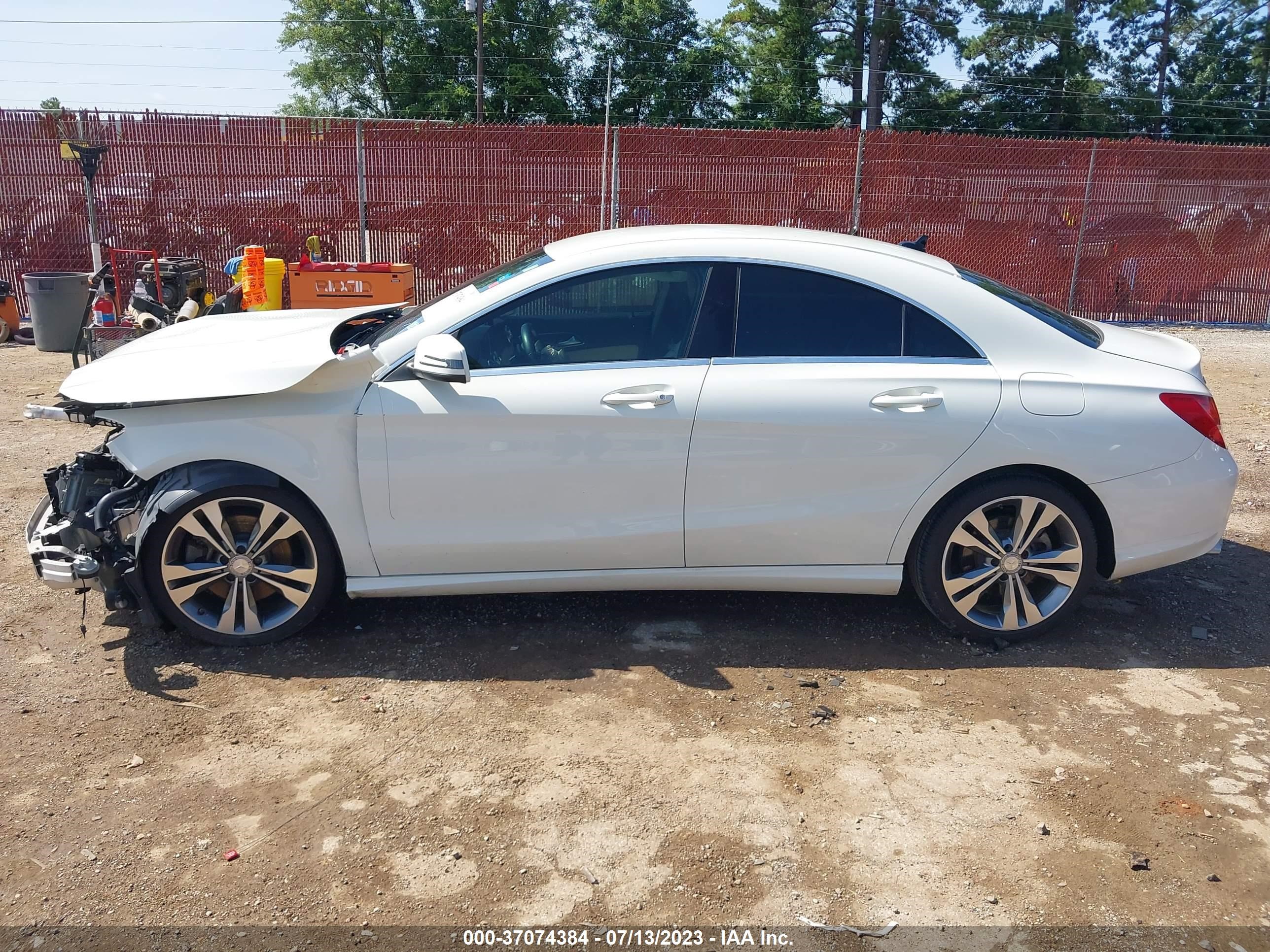 Photo 14 VIN: WDDSJ4EB0GN305279 - MERCEDES-BENZ CLA-KLASSE 