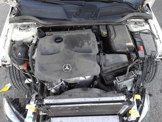 Photo 6 VIN: WDDSJ4EB0GN307808 - MERCEDES-BENZ CLA 250 