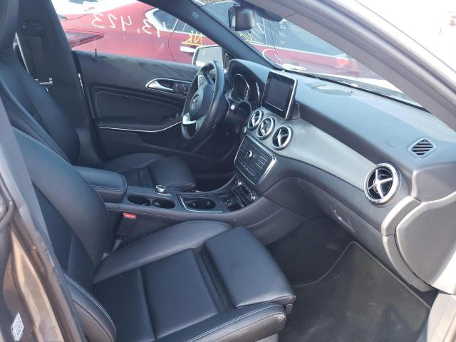 Photo 4 VIN: WDDSJ4EB0GN383254 - MERCEDES-BENZ CLA 250 