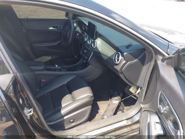 Photo 4 VIN: WDDSJ4EB0HN444877 - MERCEDES-BENZ CLA-CLASS 