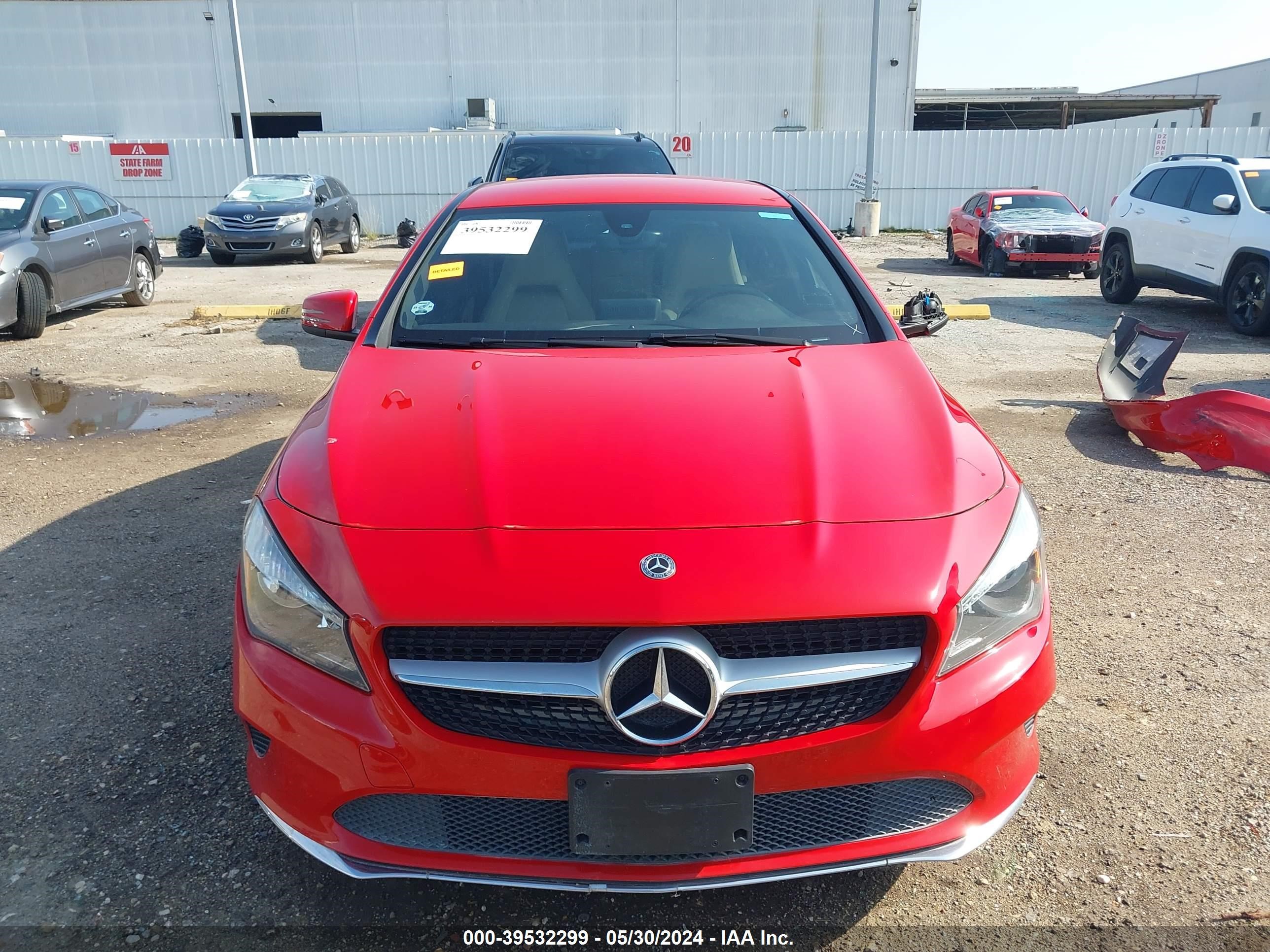 Photo 12 VIN: WDDSJ4EB0JN577600 - MERCEDES-BENZ NULL 