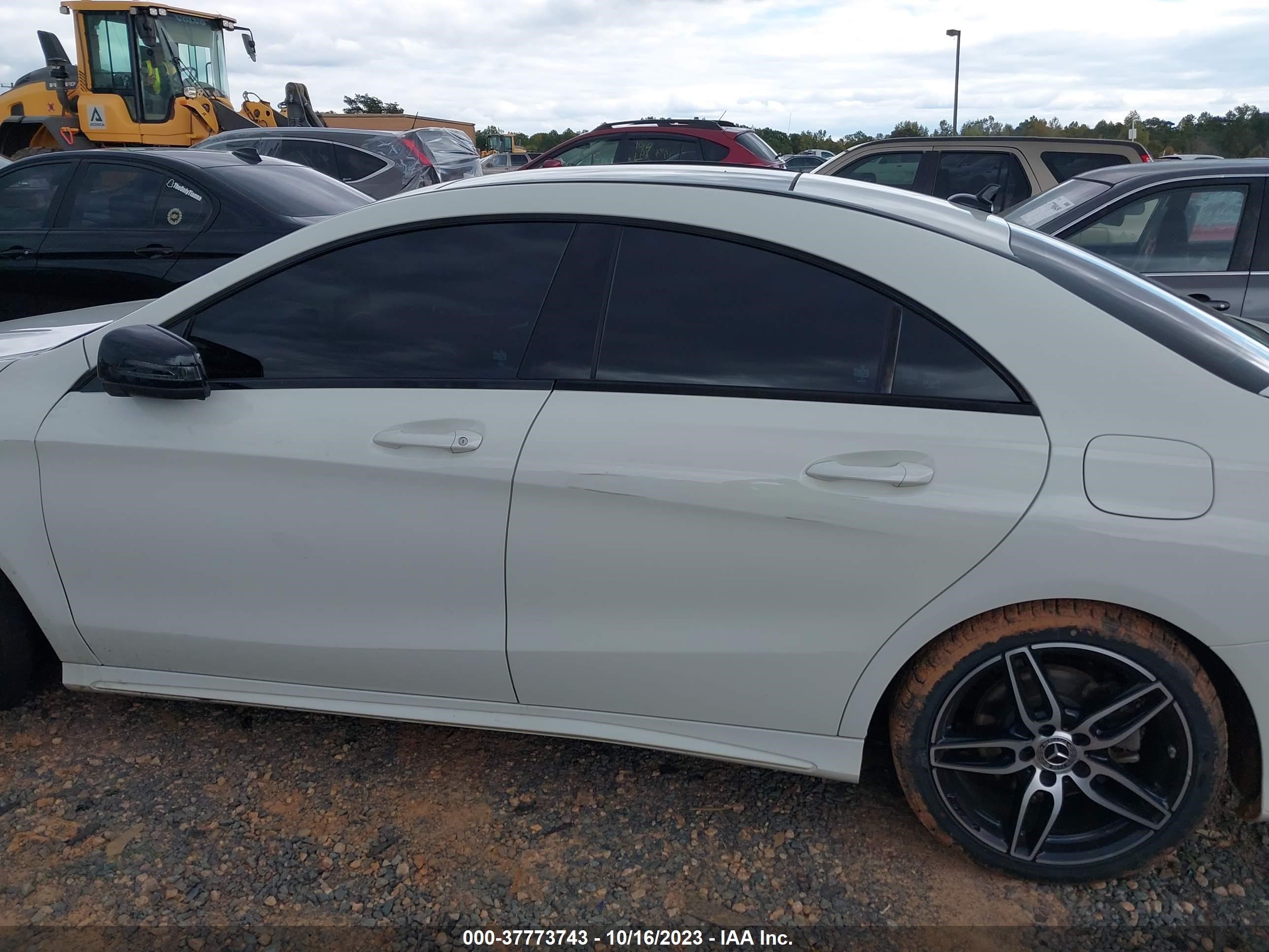 Photo 13 VIN: WDDSJ4EB0JN604326 - MERCEDES-BENZ CLA-KLASSE 