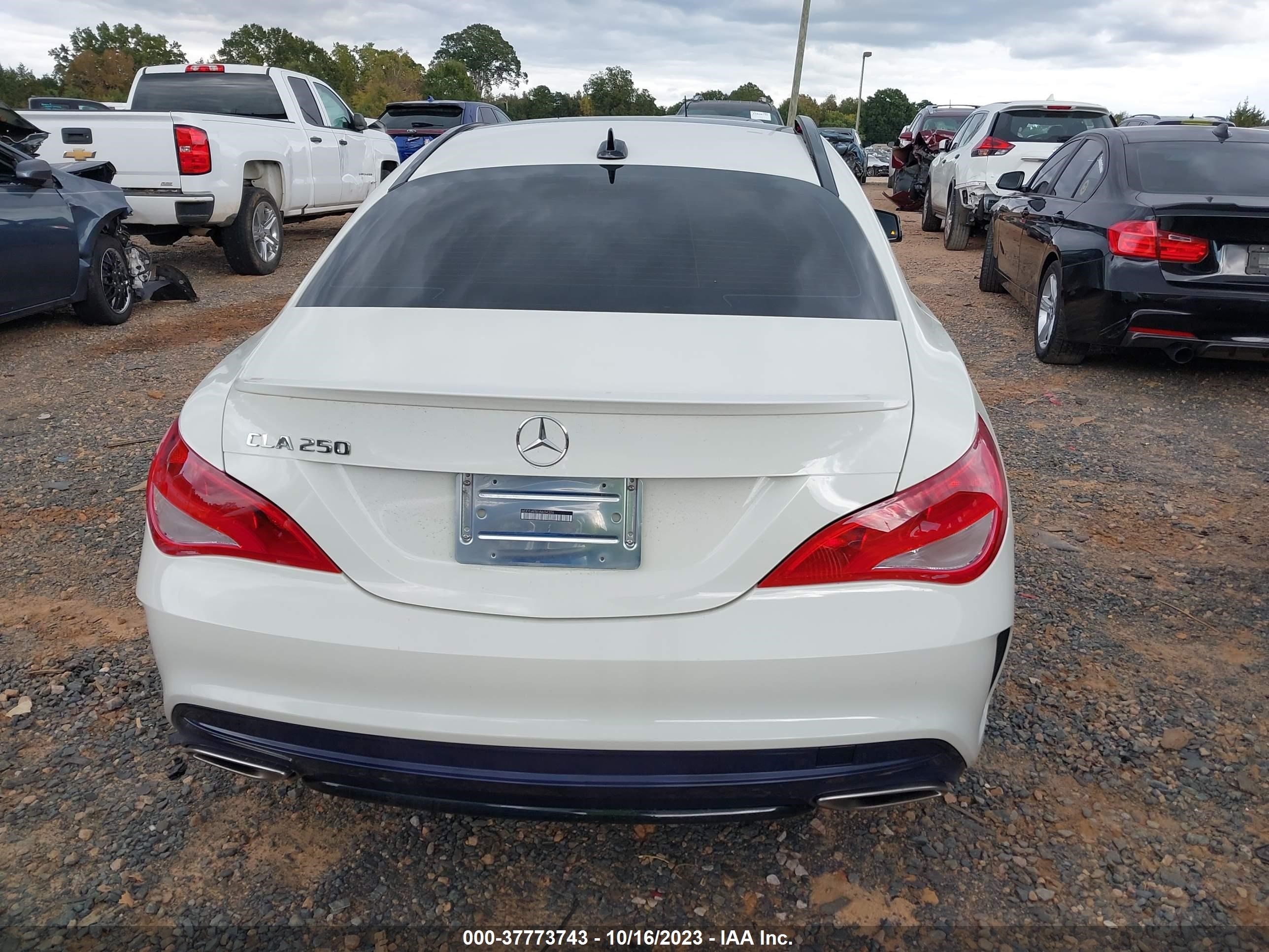 Photo 15 VIN: WDDSJ4EB0JN604326 - MERCEDES-BENZ CLA-KLASSE 