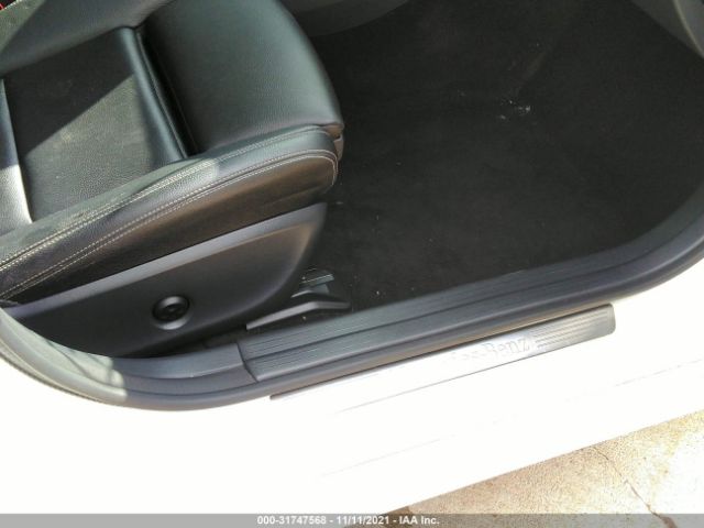 Photo 5 VIN: WDDSJ4EB0KN768242 - MERCEDES-BENZ CLA 