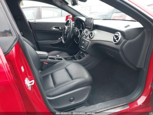 Photo 4 VIN: WDDSJ4EB1FN245124 - MERCEDES-BENZ CLA 250 