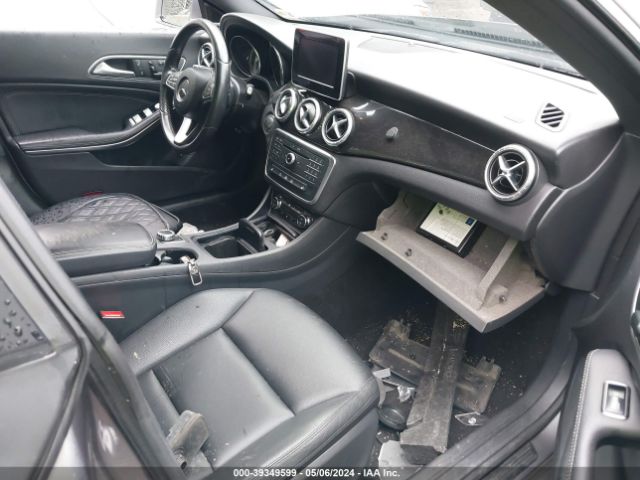 Photo 4 VIN: WDDSJ4EB1FN247052 - MERCEDES-BENZ CLA 