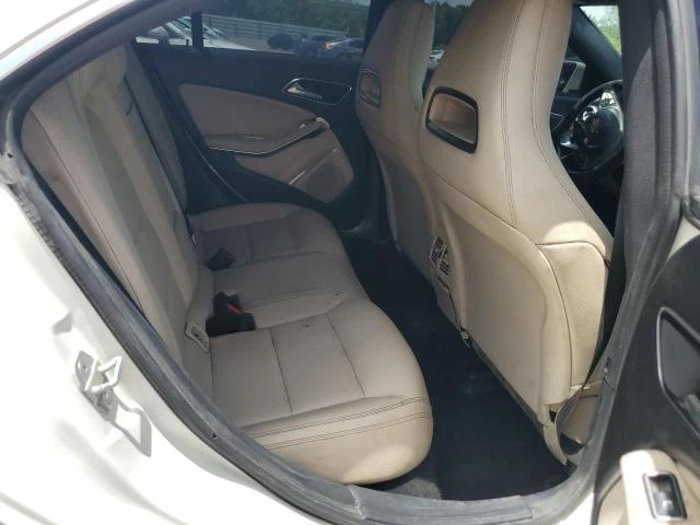 Photo 9 VIN: WDDSJ4EB1JN601922 - MERCEDES-BENZ CLA 250 