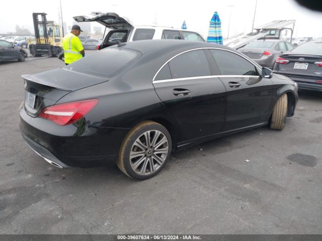 Photo 3 VIN: WDDSJ4EB1JN618493 - MERCEDES-BENZ CLA-CLASS 