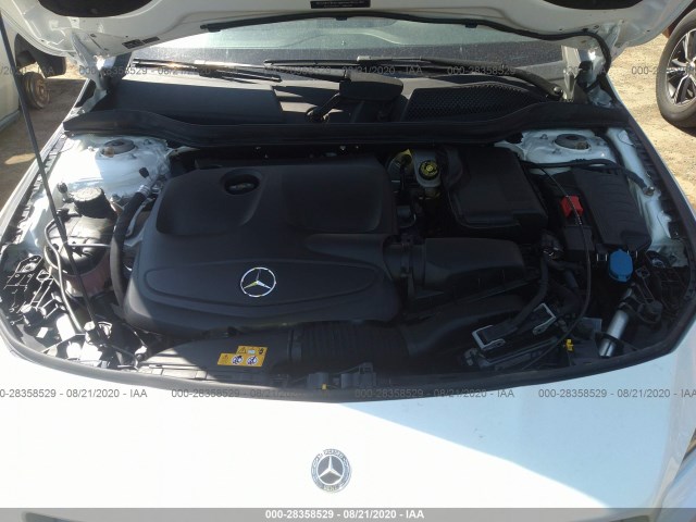 Photo 9 VIN: WDDSJ4EB1KN724816 - MERCEDES-BENZ CLA 