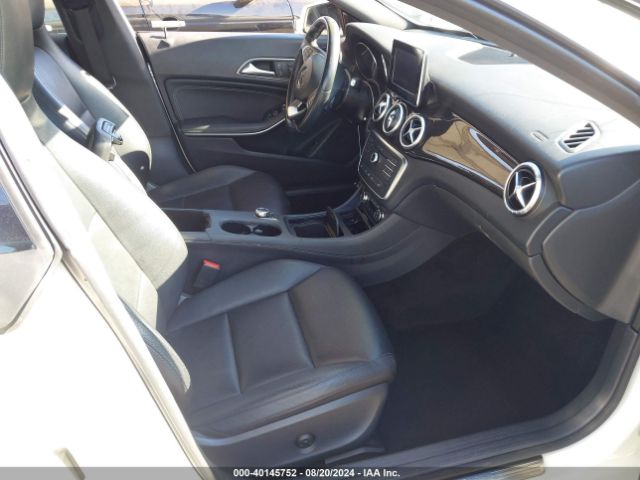 Photo 4 VIN: WDDSJ4EB2FN161216 - MERCEDES-BENZ CLA-CLASS 