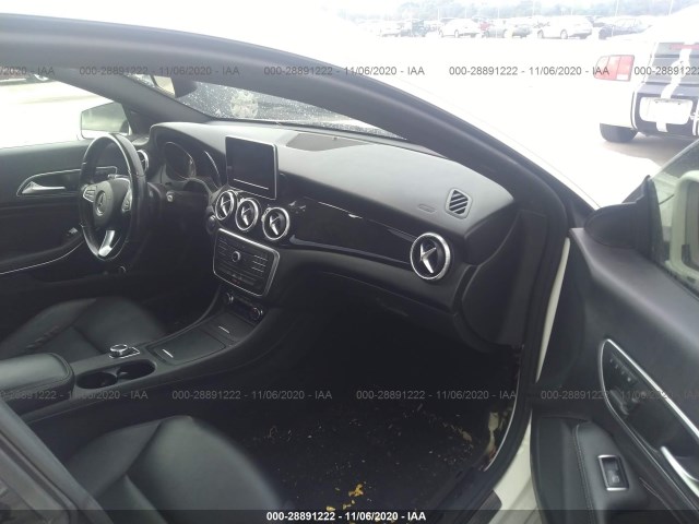 Photo 4 VIN: WDDSJ4EB2FN173964 - MERCEDES-BENZ CLA-CLASS 