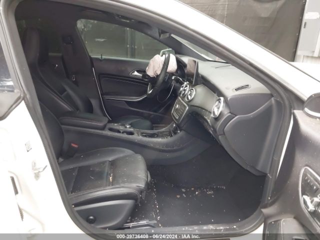 Photo 4 VIN: WDDSJ4EB2JN574262 - MERCEDES-BENZ CLA-CLASS 