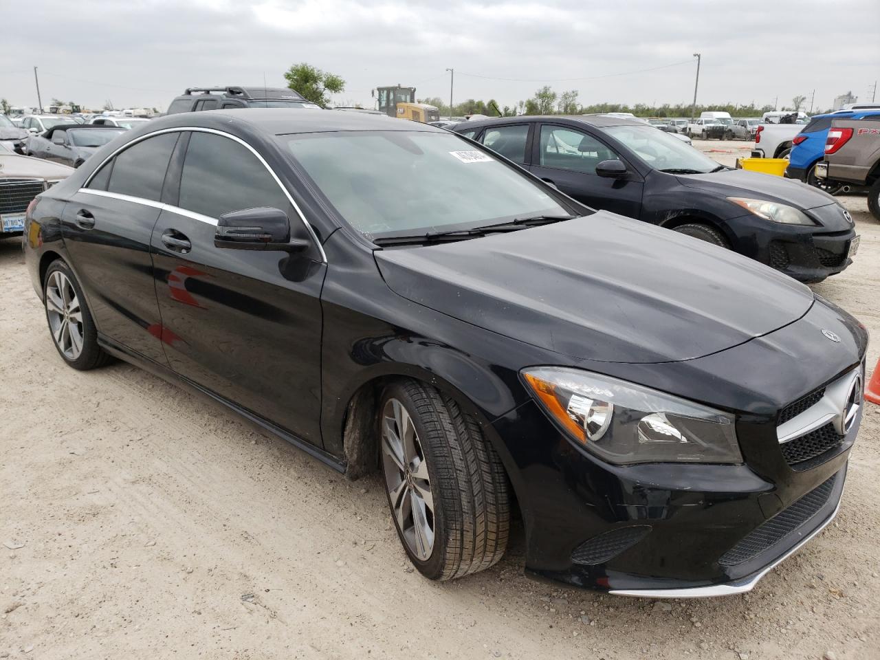 Photo 3 VIN: WDDSJ4EB2JN616509 - MERCEDES-BENZ CLA-KLASSE 