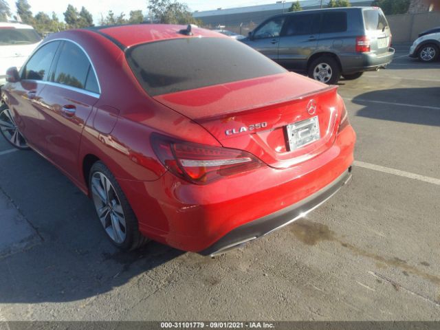 Photo 2 VIN: WDDSJ4EB2JN630541 - MERCEDES-BENZ CLA 