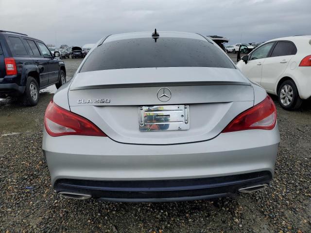 Photo 5 VIN: WDDSJ4EB2JN679559 - MERCEDES-BENZ CLA 250 