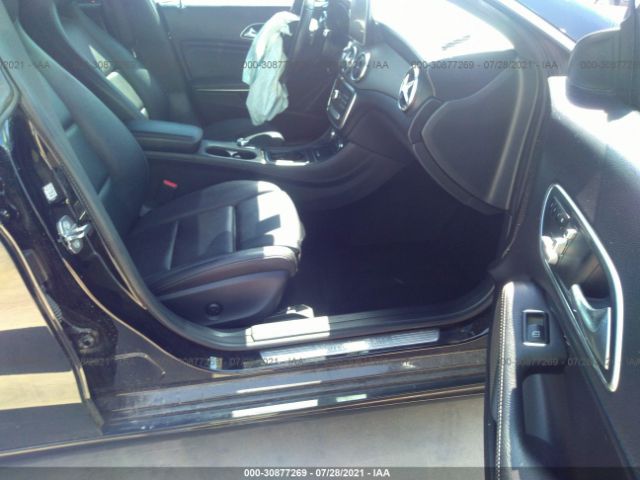 Photo 4 VIN: WDDSJ4EB2KN699313 - MERCEDES-BENZ CLA 