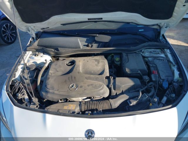 Photo 9 VIN: WDDSJ4EB2KN729877 - MERCEDES-BENZ CLA 250 