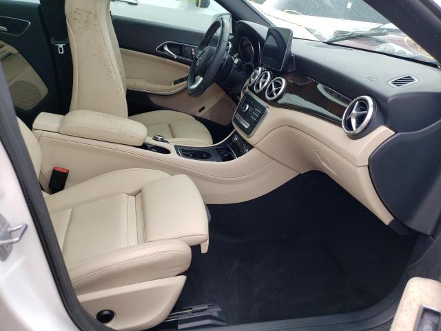 Photo 4 VIN: WDDSJ4EB2KN741043 - MERCEDES-BENZ CLA 250 