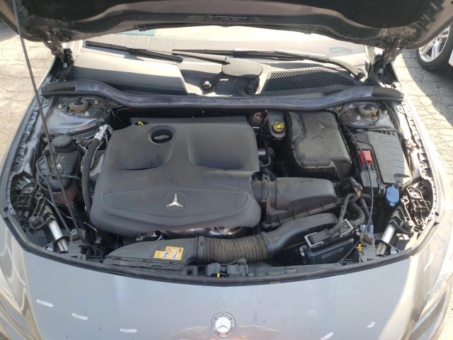 Photo 6 VIN: WDDSJ4EB3HN467330 - MERCEDES-BENZ CLA 250 