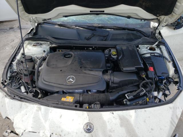 Photo 6 VIN: WDDSJ4EB3JN600268 - MERCEDES-BENZ CLA 250 