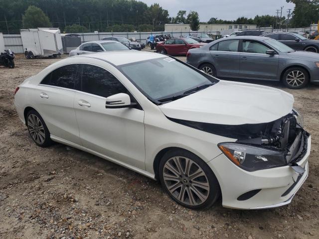 Photo 3 VIN: WDDSJ4EB3JN616812 - MERCEDES-BENZ CLA 250 