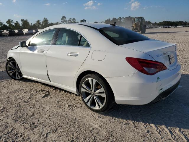 Photo 1 VIN: WDDSJ4EB3KN715941 - MERCEDES-BENZ CLA 250 