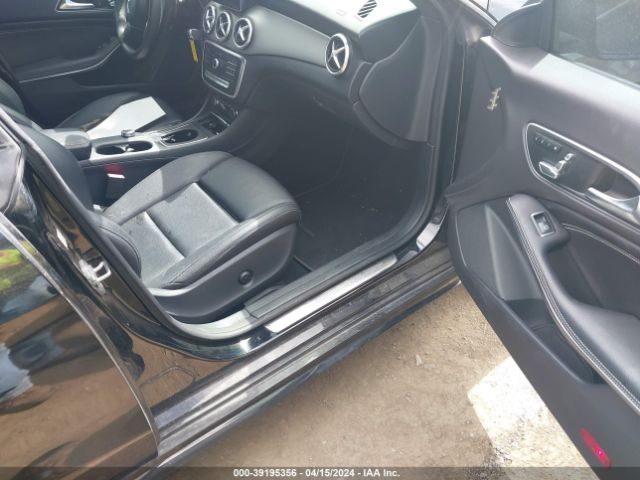 Photo 4 VIN: WDDSJ4EB3KN753167 - MERCEDES-BENZ CLA 250 